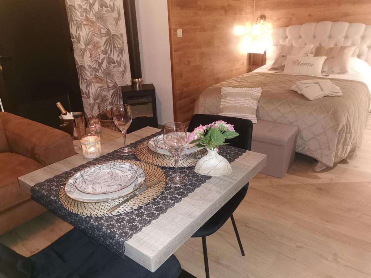 Hotel Cote Cosy Marche-en-Famenne Esterno foto