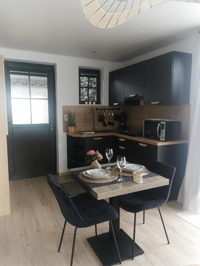 Hotel Cote Cosy Marche-en-Famenne Esterno foto