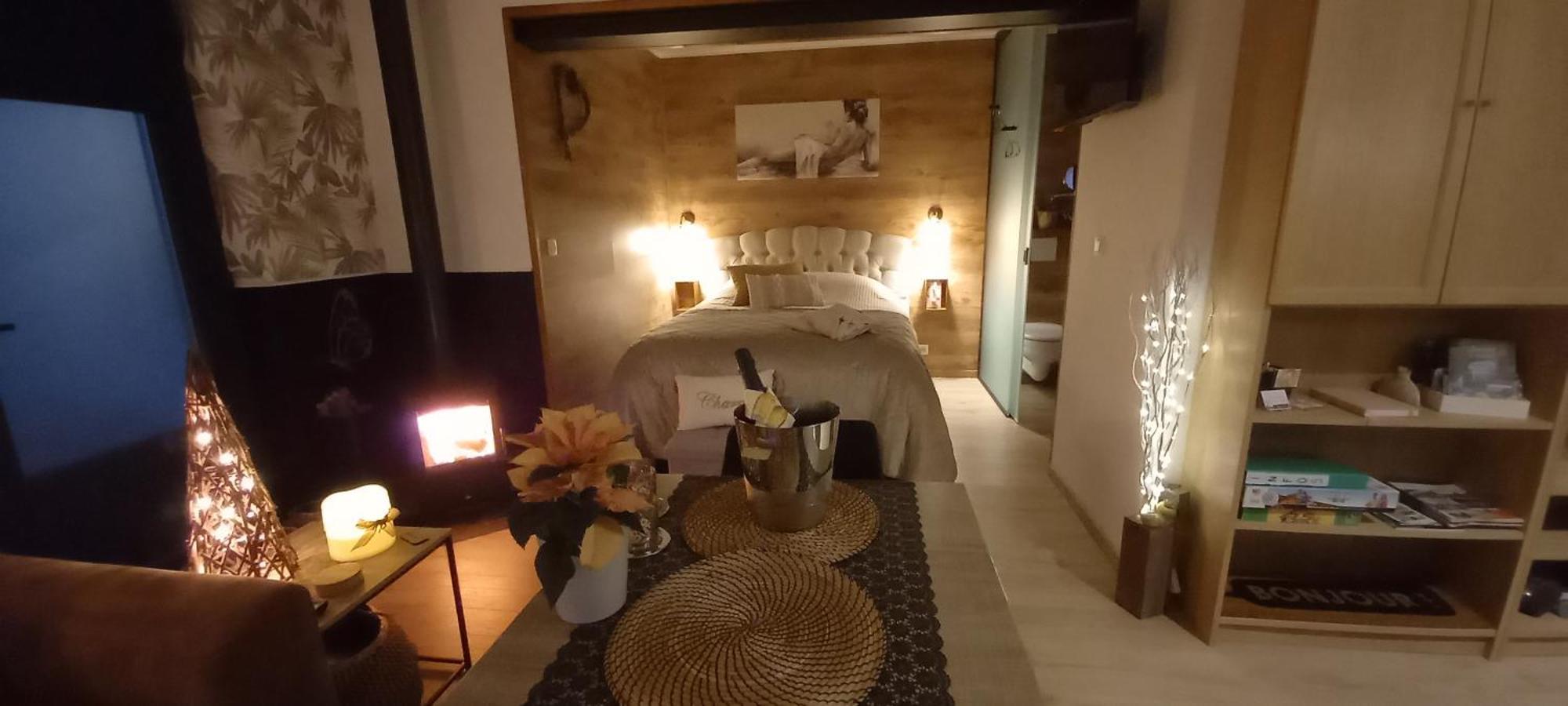 Hotel Cote Cosy Marche-en-Famenne Esterno foto